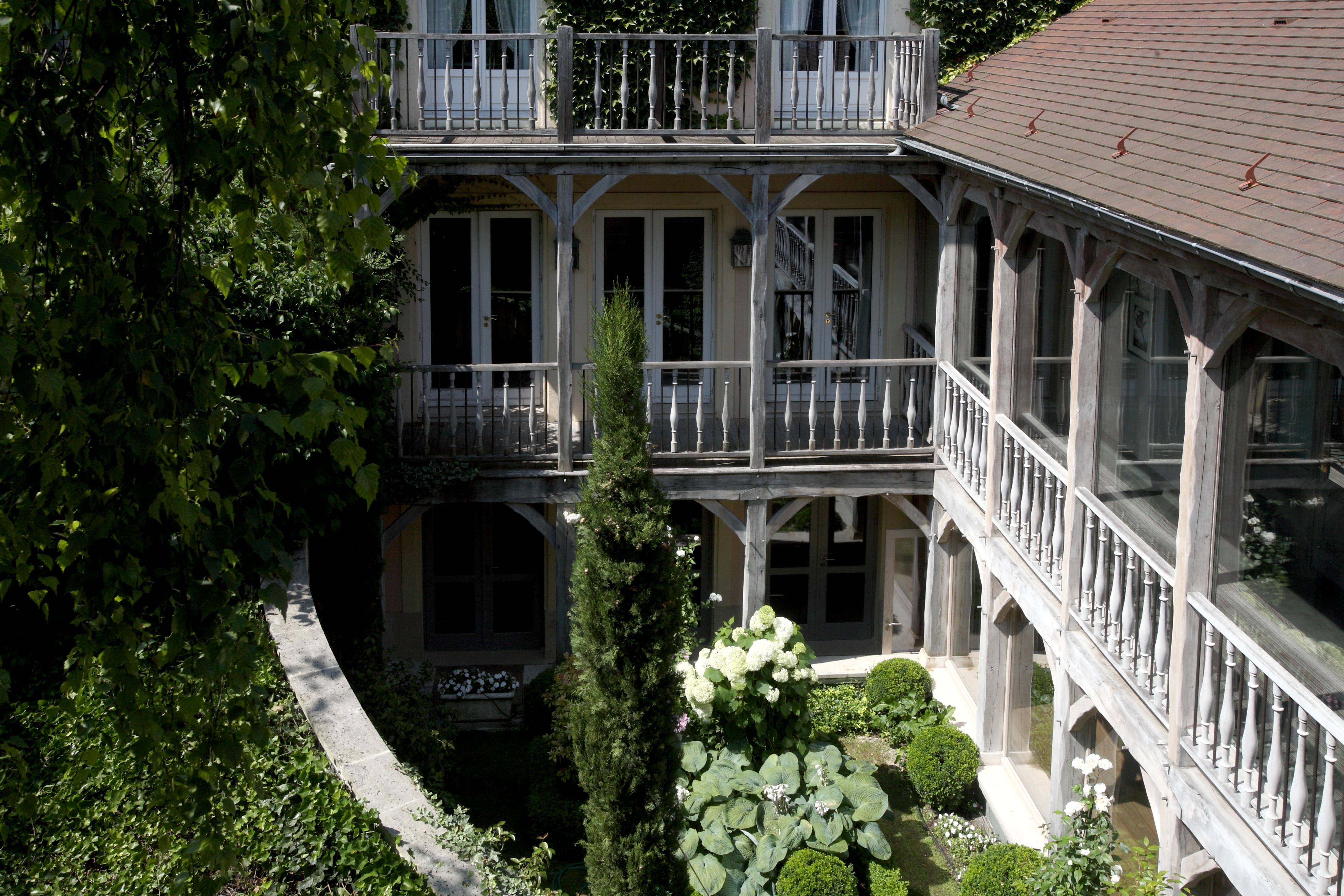 Hotel Les Etangs De Corot Ville-dʼAvray Exterior foto